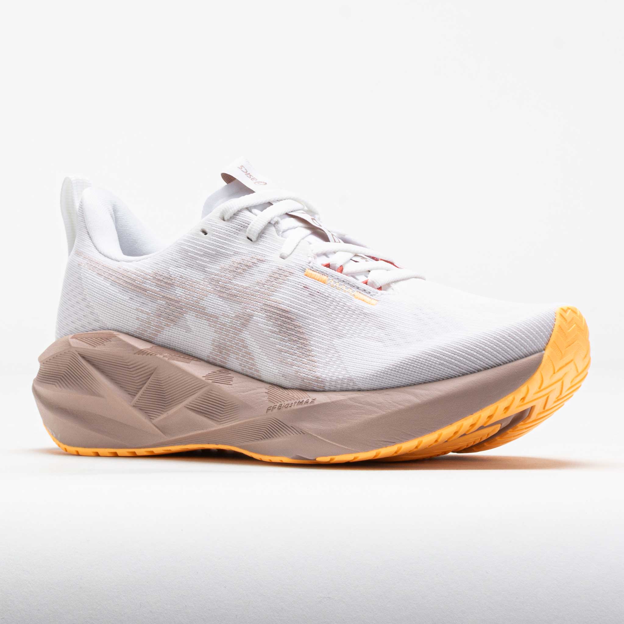 ASICS Novablast 5 Women's White/Fawn